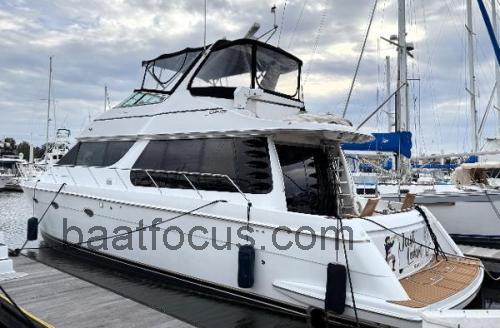 Carver 530 Voyager Pilothouse Spesifikasjoner og anmeldelser